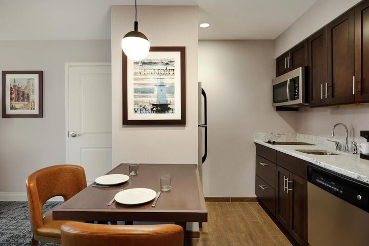 Homewood Suites by Hilton Burlington