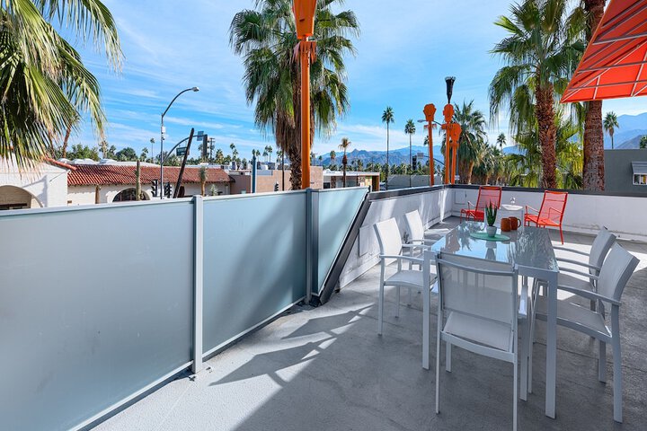 Terrace/Patio 136 of 138