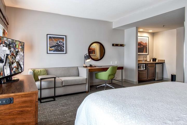 Room 20 of 34