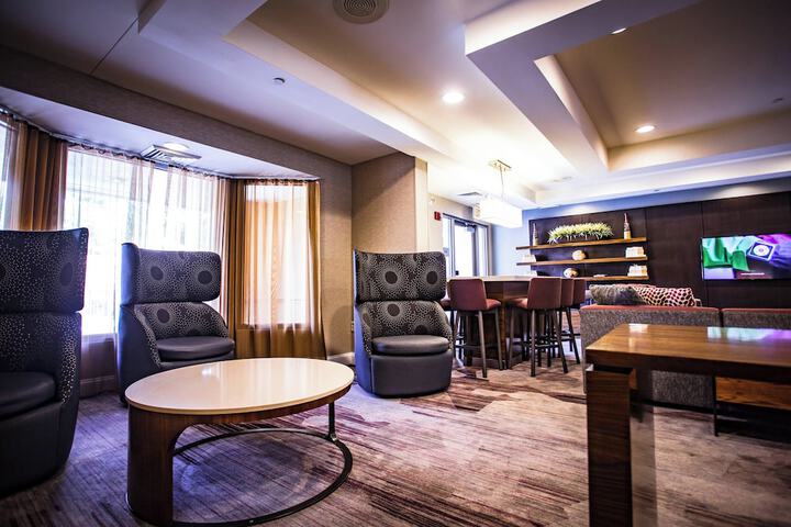 Hotel Interior 10 of 29