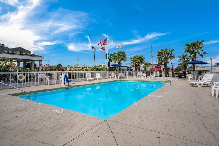 Pool 9 of 52