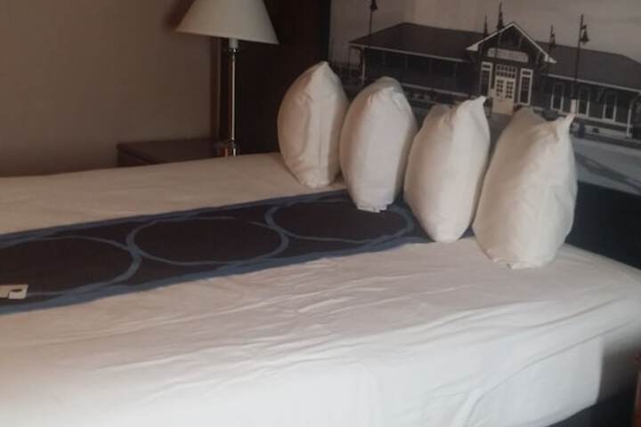 Room 14 of 51
