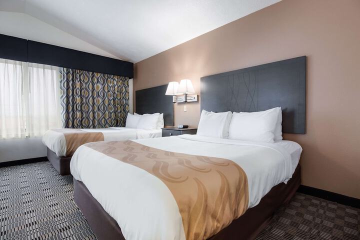 Room 20 of 38