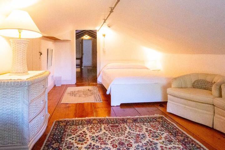 Captain Morse House - Luxury Waterfront, Town, & Beaches - 5 stars
