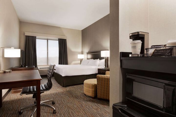 Room 20 of 46