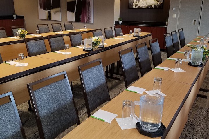 Courtyard Marriott Aksarben Village