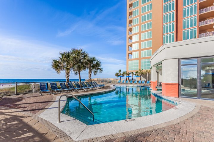 Hampton Inn & Suites Orange Beach / Gulf Front