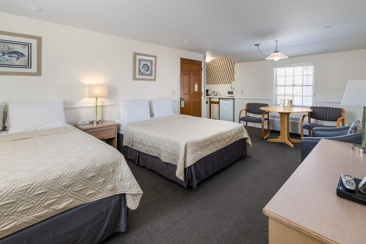 Room 140 of 279