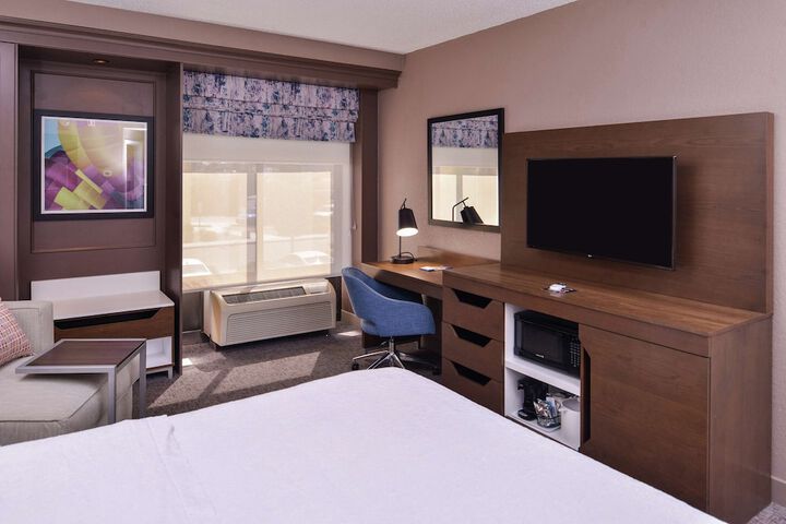 Room 38 of 60