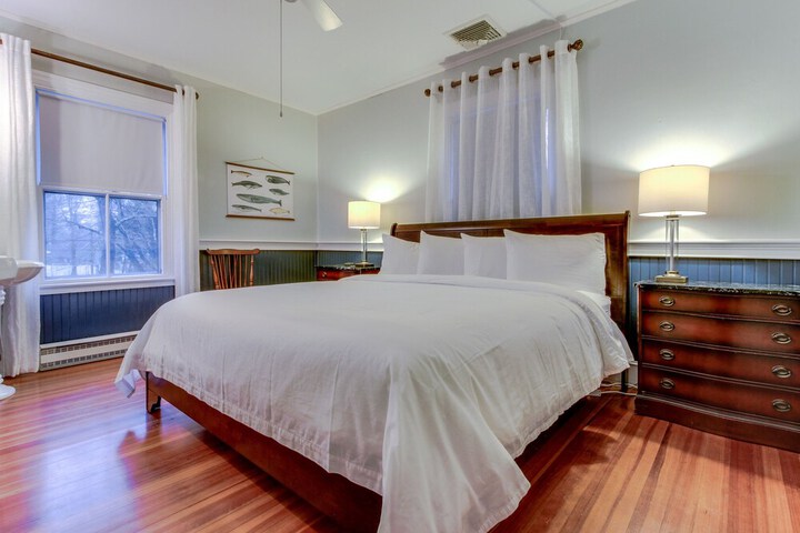 Room 21 of 55