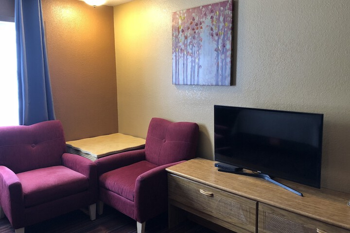 Room 15 of 44