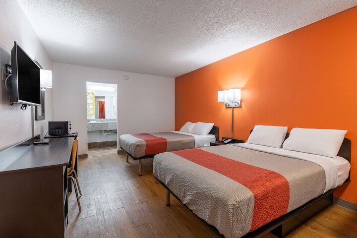 Motel 6 Bryan TX - University Area