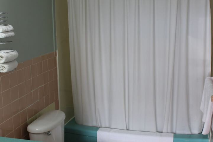 Room 20 of 35