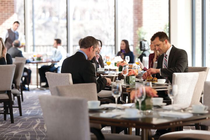 Dining 45 of 64