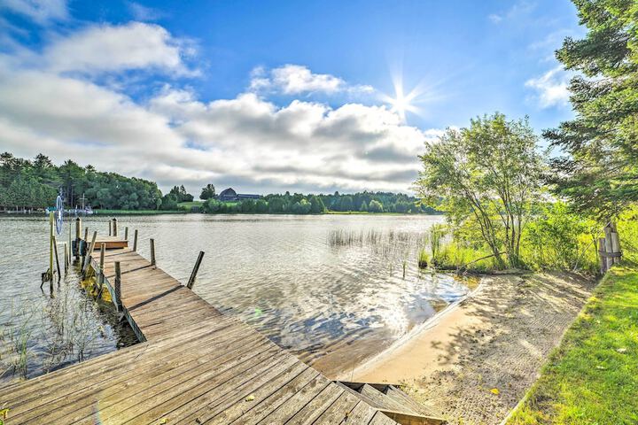 Riverfront Home w / Dock 6 Mi to Cheboygan!