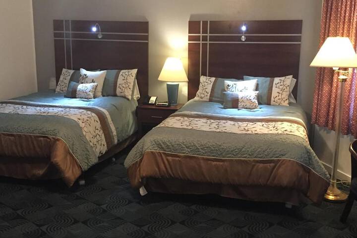 Room 12 of 33