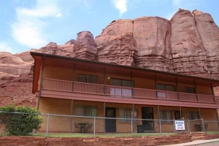 Hotel 11 of 58