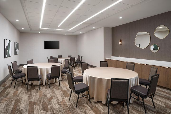 Embassy Suites by Hilton at Hot Springs Convention Center