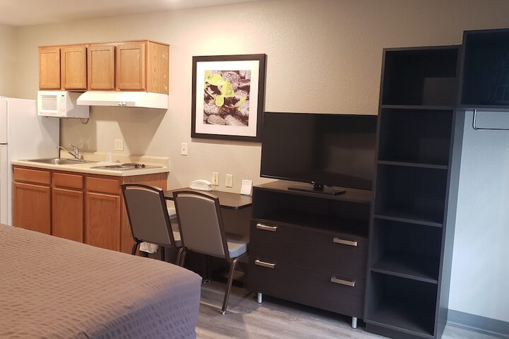 Room 14 of 20