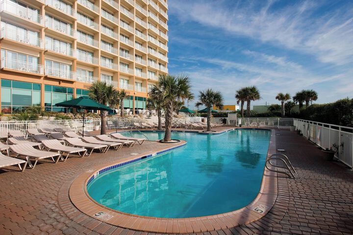 Courtyard Carolina Beach Oceanfront