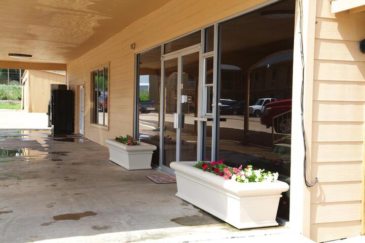 Coach Light Inn Brenham