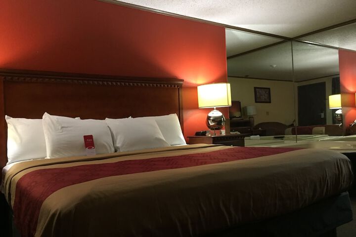 Econo Lodge Norwalk
