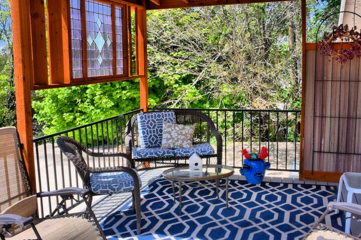 Terrace/Patio 105 of 107