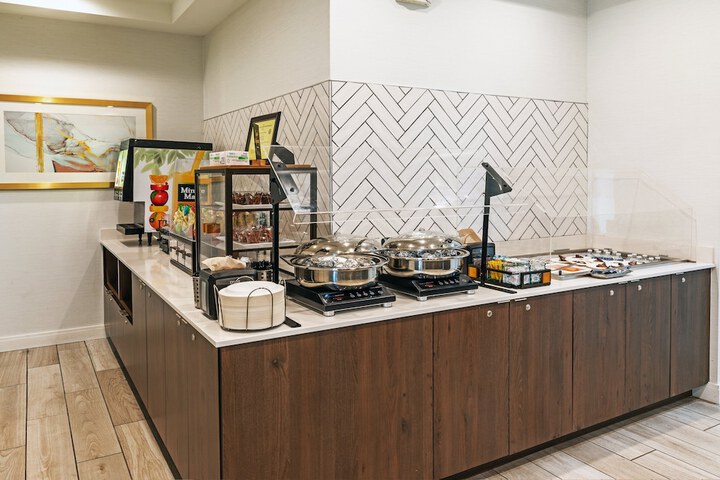 Staybridge Suites Portland by IHG