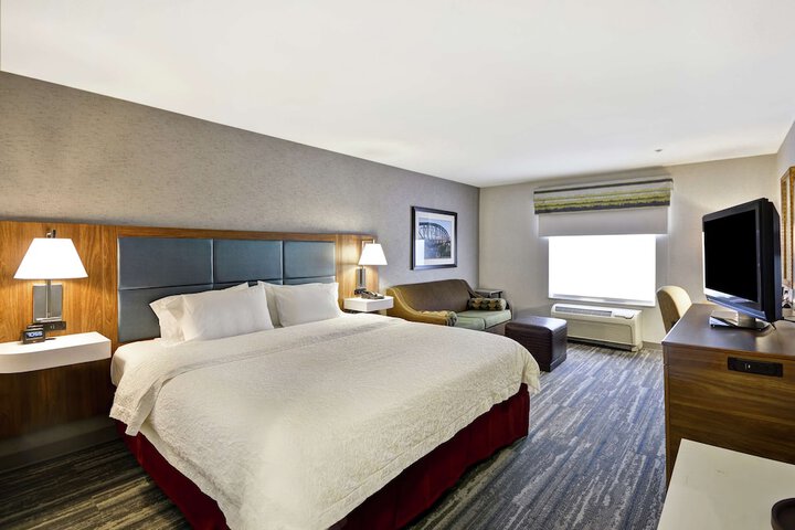 Room 42 of 56