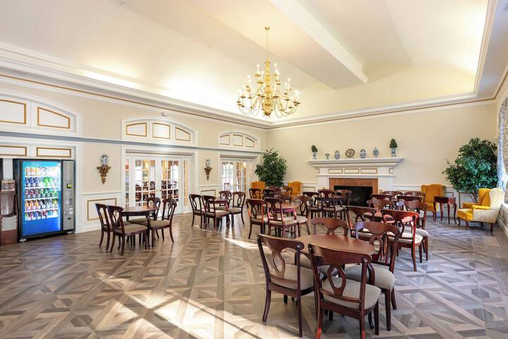 Hotel Interior 8 of 29