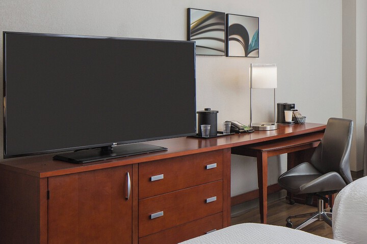 Room 13 of 29
