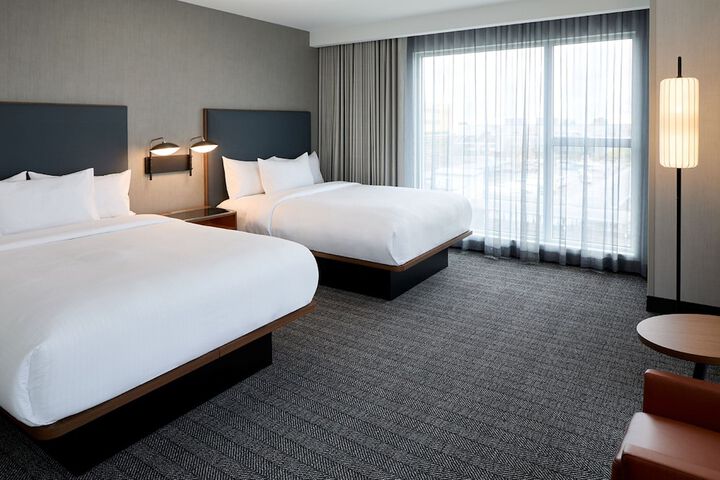 Courtyard by Marriott Montreal Laval