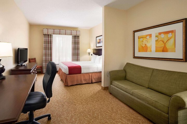Room 12 of 23