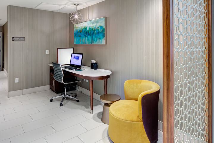 Business Center 102 of 103