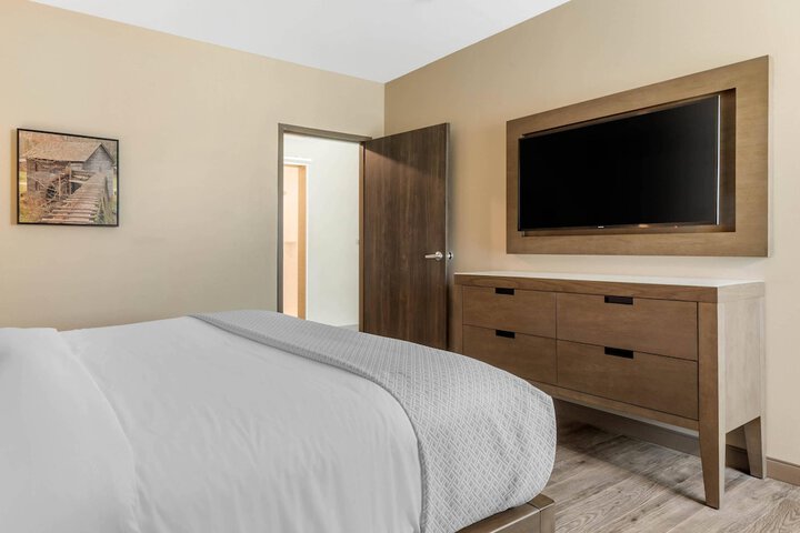 Cambria Hotel Fort Mill