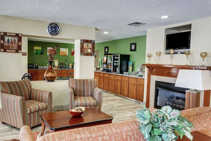Hotel Interior 22 of 68