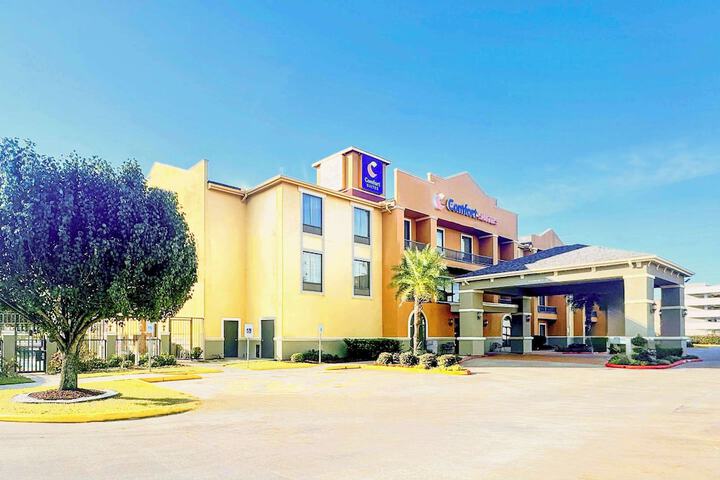 Hotel 12 of 56