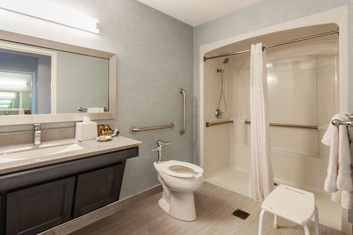 Robert Treat Hotel
