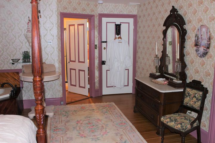 Carriage Stop Bed & Breakfast