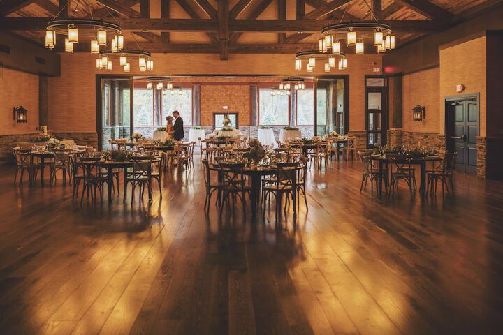Ballroom/Hall 152 of 215