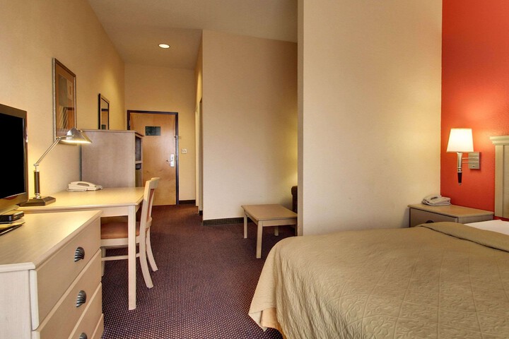 Room 25 of 57