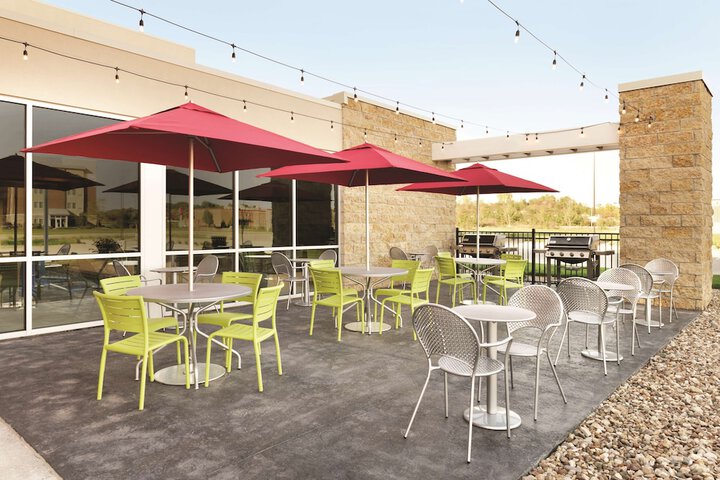 Terrace/Patio 28 of 29