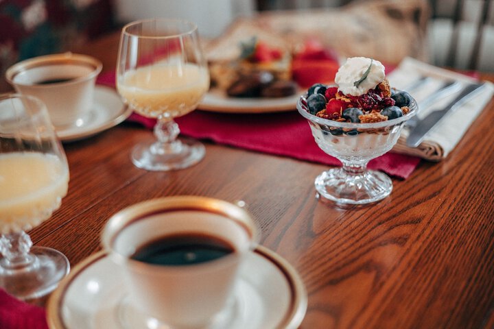 Breakfast/Coffee Service 25 of 34