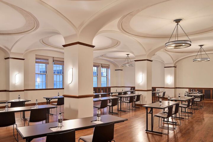 Hotel Kansas City in The Unbound Collection by Hyatt