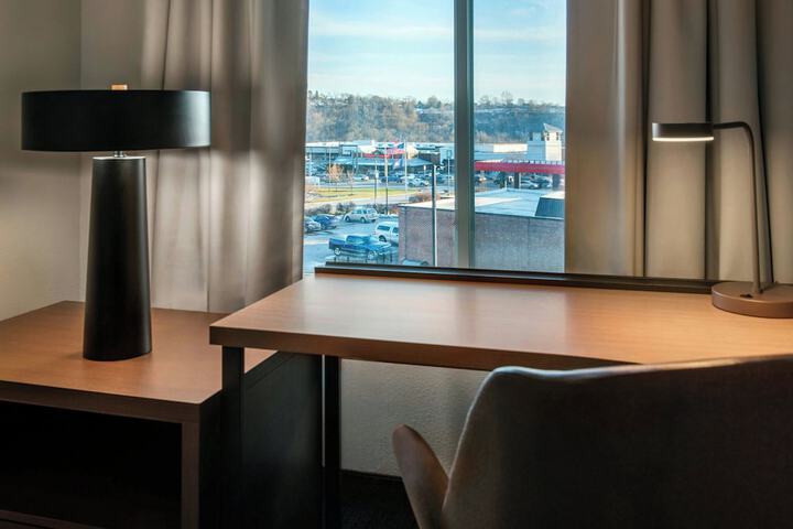 Residence Inn by Marriott Pittsburgh Monroeville / Wilkins