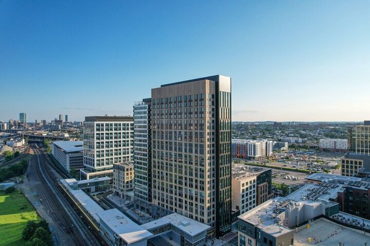 Hyatus Designer Residences Somerville