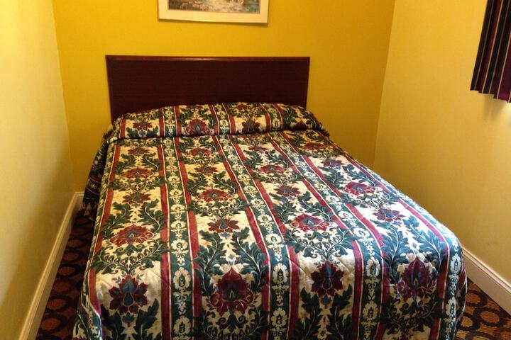 Room 21 of 22