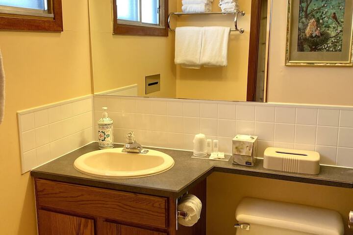 Rocky Mountain Springs Lodge