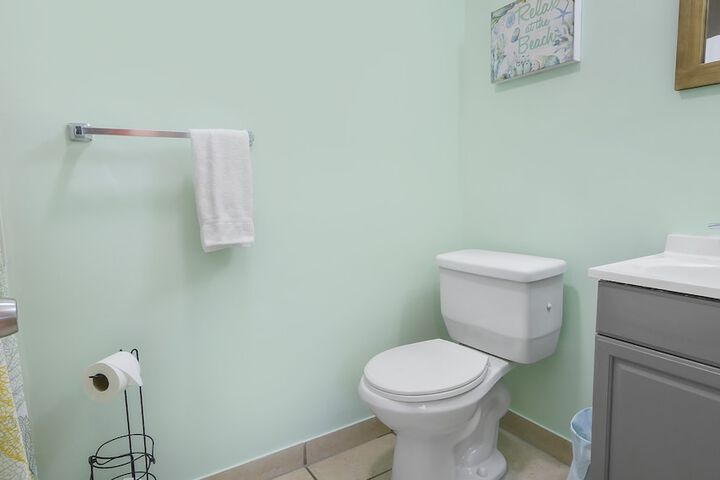 Room 12 of 21