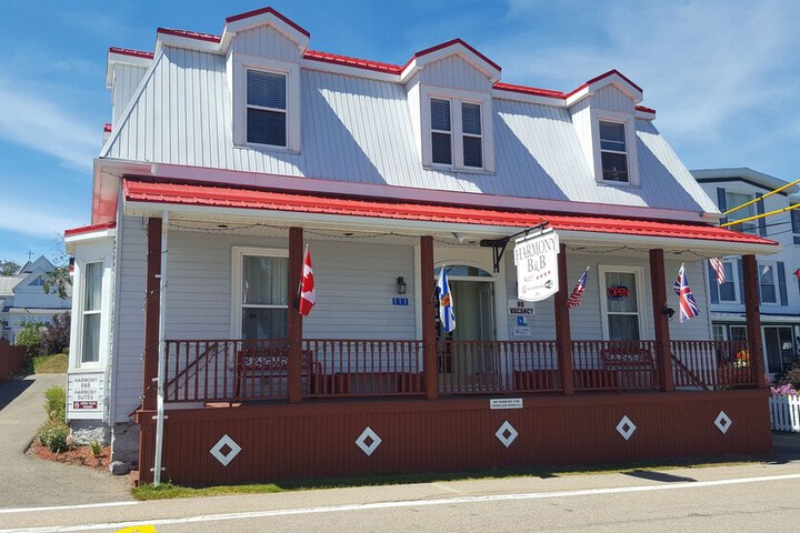 Harmony B & B & Suites